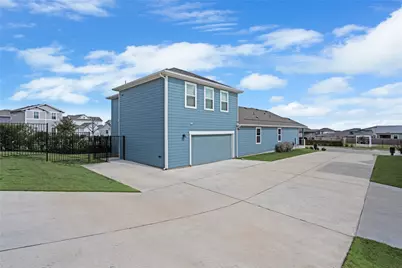 7700 Ella Lee Lane, Austin, TX 78744 - Photo 3