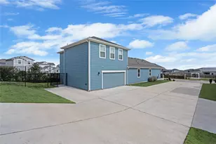 7700 Ella Lee Ln, Austin, TX 78744 - Photo 3