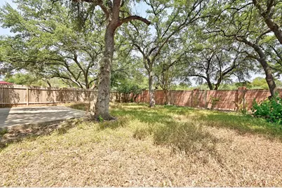 8111 Cheno Cortina Trail, Austin, TX 78749 - Photo 13