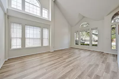 8111 Cheno Cortina Trail, Austin, TX 78749 - Photo 9