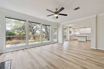 8111 Cheno Cortina Trail, Austin, TX 78749 - Photo 5