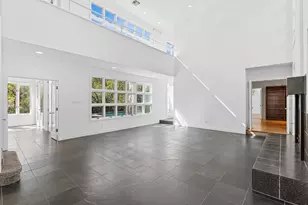 1420 Wild Basin Ledge Landing, Austin, TX 78746 - Photo 11