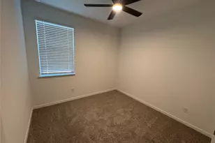 140 Saddle Cv, Kyle, TX 78640 - Photo 15