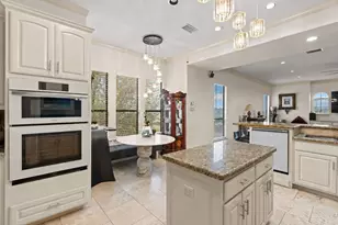 5138 Mansfield View Ct, Austin, TX 78732 - Photo 9