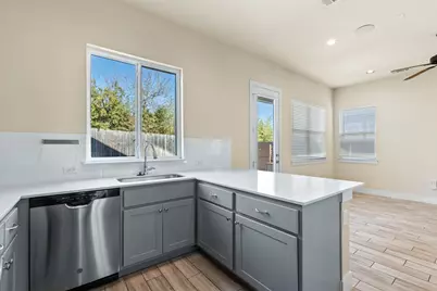 212 Verrado Path, Austin, TX 78748 - Photo 9