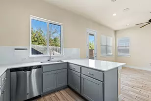 212 Verrado Path, Austin, TX 78748 - Photo 9
