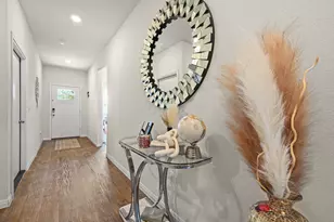 201 Connor Ln, Georgetown, TX 78626 - Photo 5