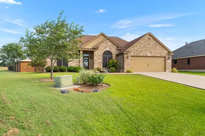 104 Madison Lane, Thrall, TX 76578 - Photo 3