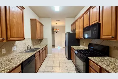 5515 Davis Lane #82, Austin, TX 78749 - Photo 5