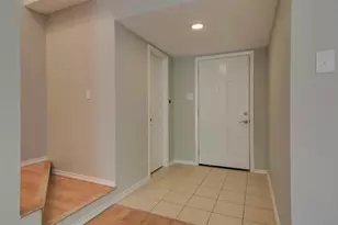 9705 Meadowheath Dr, Austin, TX 78729 - Photo 3