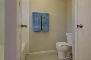 9705 Meadowheath Dr, Austin, TX 78729 - Photo 17