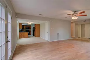 9705 Meadowheath Dr, Austin, TX 78729 - Photo 9