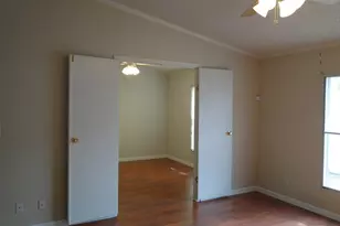 107 W Dawn Dr, Johnson City, TX 78636 - Photo 17