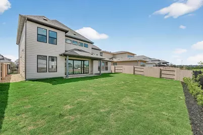 9212 Flatbush Drive, Austin, TX 78744 - Photo 31