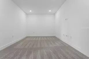 9212 Flatbush Dr, Austin, TX 78744 - Photo 17