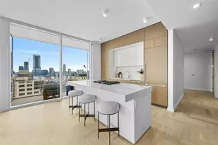 313 W 17th St, Austin, TX 78701 - Photo 3