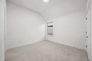 109 Divisadero Dr, Hutto, TX 78634 - Photo 19