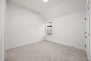 109 Divisadero Dr, Hutto, TX 78634 - Photo 19