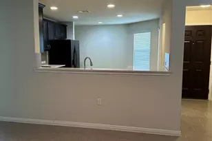 410 Holiday Creek Ln, Georgetown, TX 78633 - Photo 11