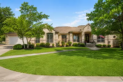205 W Majestic Oak Lane, Georgetown, TX 78633 - Photo 1