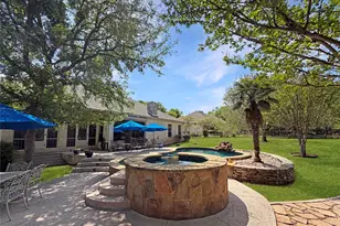 205 W Majestic Oak Ln, Georgetown, TX 78633 - Photo 29