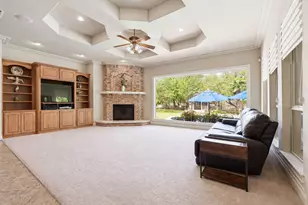 205 W Majestic Oak Ln, Georgetown, TX 78633 - Photo 15