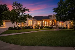 205 W Majestic Oak Ln, Georgetown, TX 78633 - Photo 1
