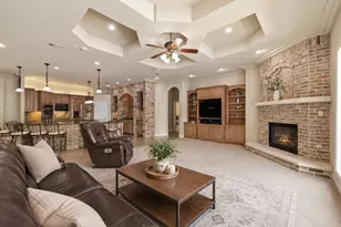 205 W Majestic Oak Ln, Georgetown, TX 78633 - Photo 17