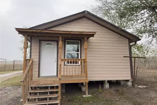 100 Simmons Family Farm Rd, Lockhart, TX 78644 - Photo 3