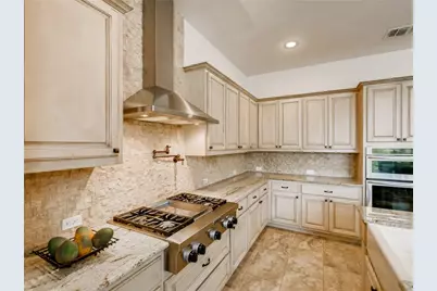 215 Woodlands Court, Lakeway, TX 78738 - Photo 21