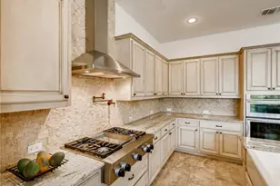 215 Woodlands Ct, Lakeway, TX 78738 - Photo 21