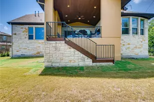 215 Woodlands Ct, Lakeway, TX 78738 - Photo 37
