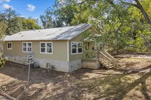 1801 Travis Heights Blvd, Austin, TX 78704 - Photo 3