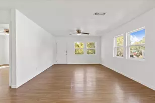 1801 Travis Heights Blvd, Austin, TX 78704 - Photo 7