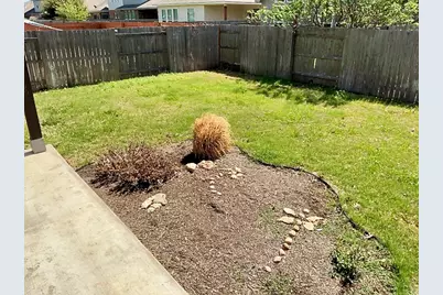 209 Penna Lane, Georgetown, TX 78628 - Photo 19