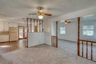 605 W Ash Dr Dr, Johnson City, TX 78636 - Photo 5