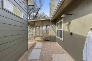 8202 Cache Dr, Austin, TX 78749 - Photo 33