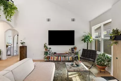 8202 Cache Drive, Austin, TX 78749 - Photo 5