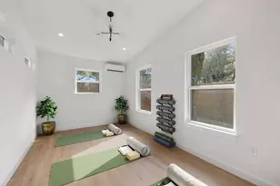 8202 Cache Dr, Austin, TX 78749 - Photo 29