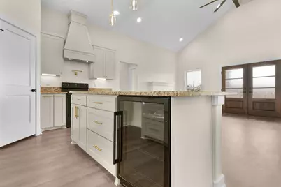 7319 Tiff Nicole Lane, Von Ormy, TX 78073 - Photo 15