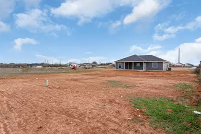 7319 Tiff Nicole Lane, Von Ormy, TX 78073 - Photo 37