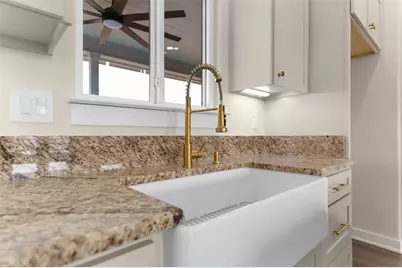 7319 Tiff Nicole Lane, Von Ormy, TX 78073 - Photo 5