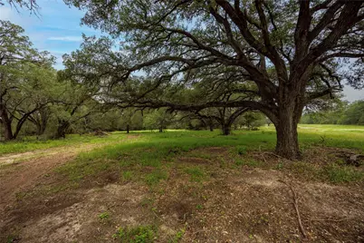 2570 Burke Road, Flatonia, TX 78941 - Photo 5