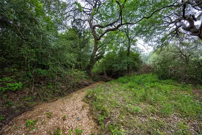 2570 Burke Road, Flatonia, TX 78941 - Photo 7