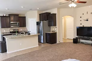 444 Uncle Billy Wy, Jarrell, TX 76537 - Photo 5