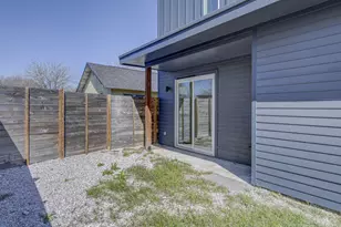 6203 Langham St, Austin, TX 78741 - Photo 33