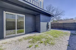 6203 Langham St, Austin, TX 78741 - Photo 35