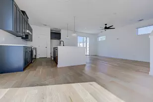 6203 Langham St, Austin, TX 78741 - Photo 13