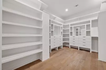 4216 Deepwoods Drive, Austin, TX 78731 - Photo 23