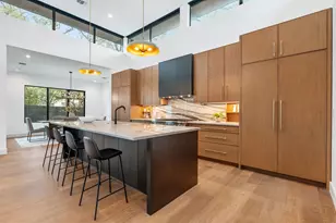 4216 Deepwoods Dr, Austin, TX 78731 - Photo 9